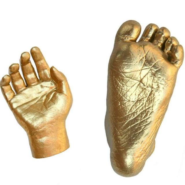 Website Baby Feet Left